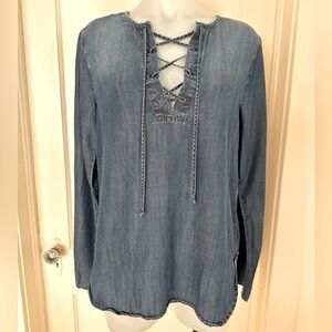 Womens Anthropologie Cloth & Stone Denim Shirt Size Medium